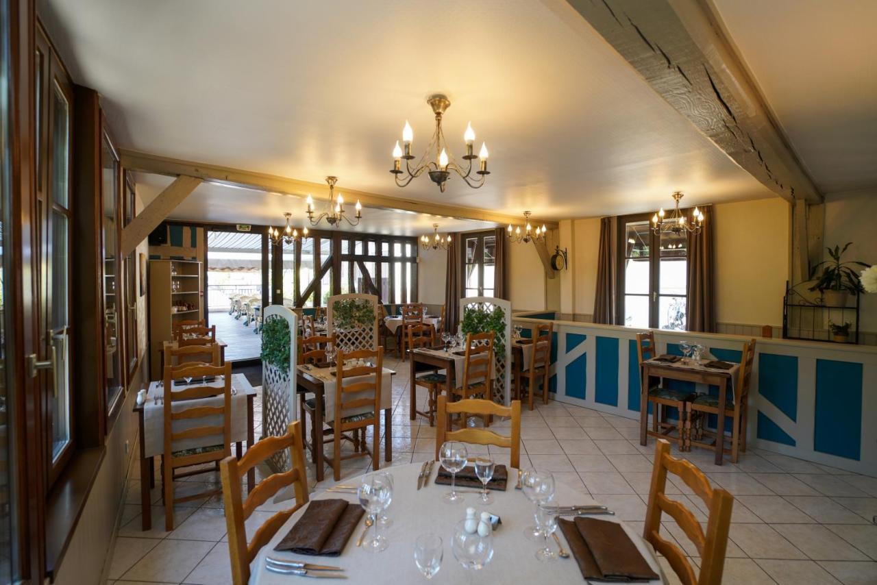 Отель Le Saint Hubert Arcis-sur-Aube Экстерьер фото